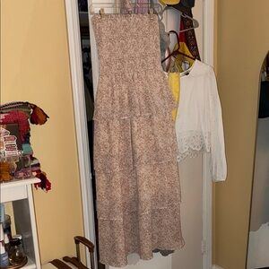Women's Floral Tiered Maxi Skirt - Light Pink